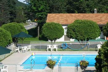 Moose Brook Motel Горем Экстерьер фото